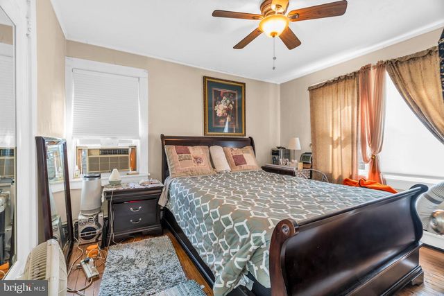 1281 LONGFELLOW AVE, Teaneck, NJ 07666