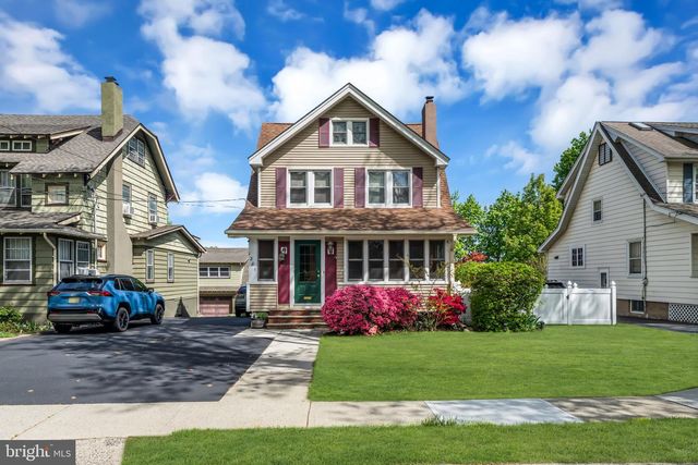 1281 LONGFELLOW AVE, Teaneck, NJ 07666