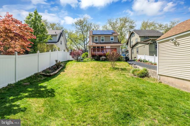 1281 LONGFELLOW AVE, Teaneck, NJ 07666