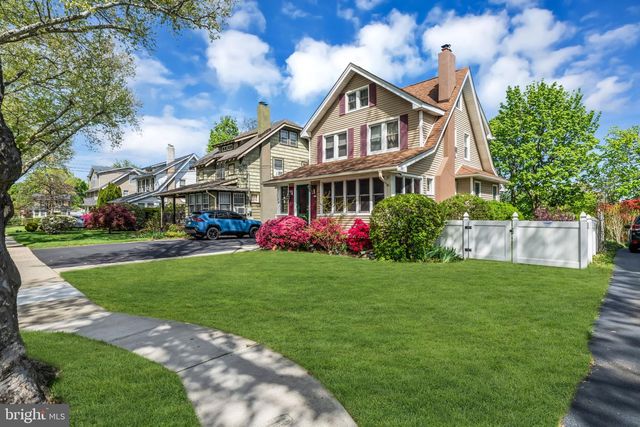 1281 LONGFELLOW AVE, Teaneck, NJ 07666