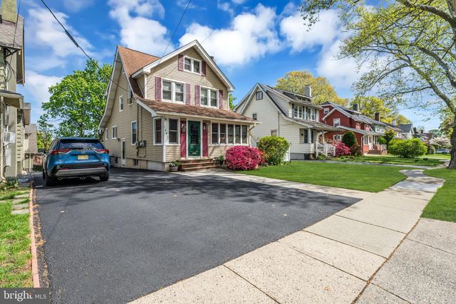 1281 LONGFELLOW AVE, Teaneck, NJ 07666