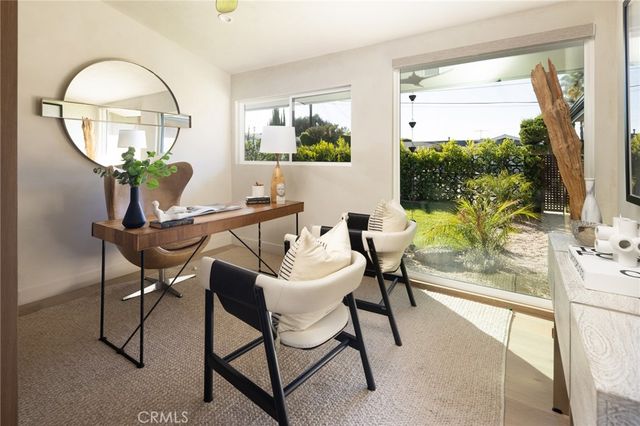 5746 Mcdonie, Woodland Hills, CA 91367