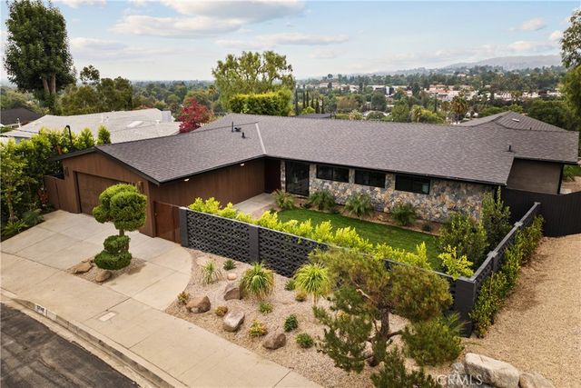 5746 Mcdonie, Woodland Hills, CA 91367