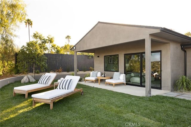 5746 Mcdonie, Woodland Hills, CA 91367