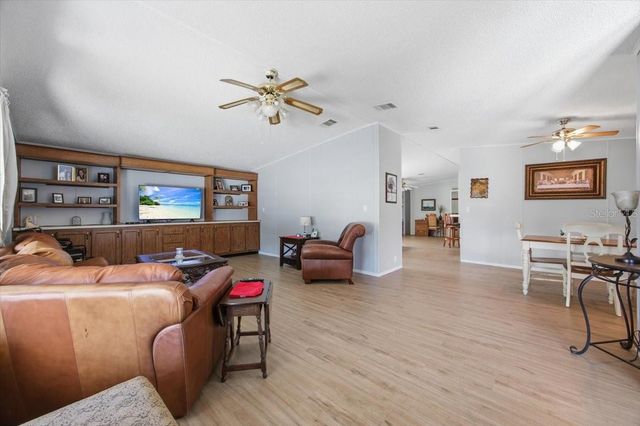 2679 LAKE GRASSMERE CIRCLE 903, Zellwood, FL 32798