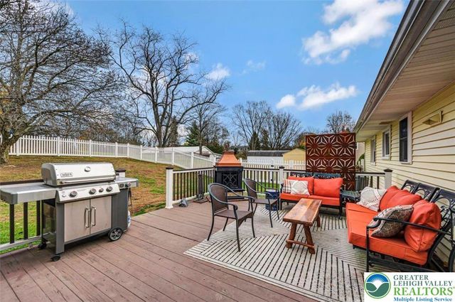 100 Marguerite Street, East Stroudsburg, PA 18301