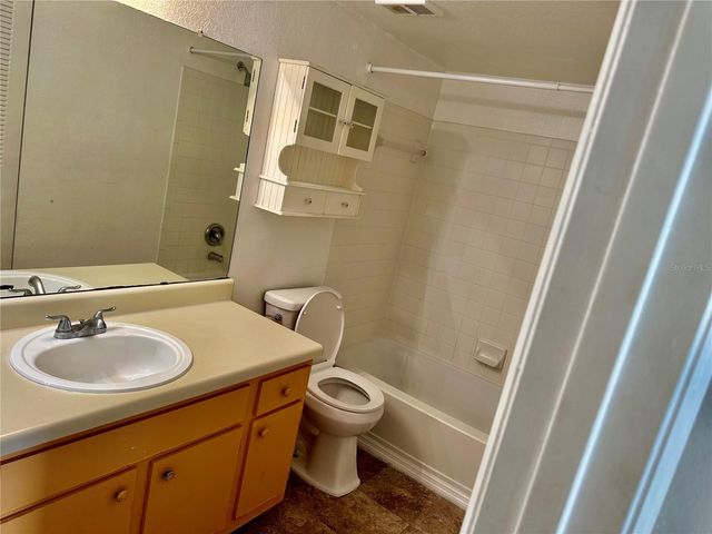 4630 COMMANDER DRIVE 1024, Orlando, FL 32822