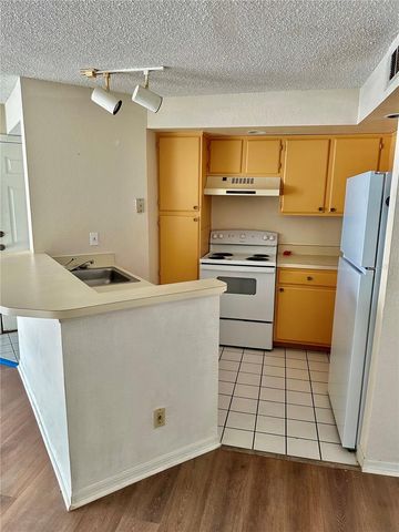 4630 COMMANDER DRIVE 1024, Orlando, FL 32822