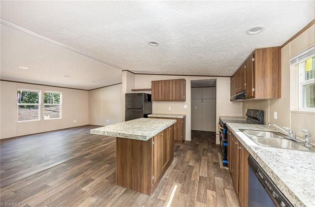 499 N County Home Road, Lexington, NC 27292