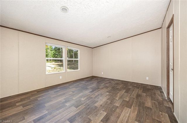 499 N County Home Road, Lexington, NC 27292