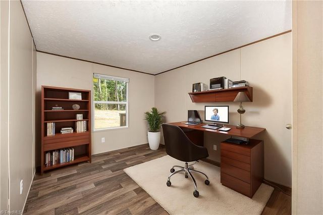 499 N County Home Road, Lexington, NC 27292