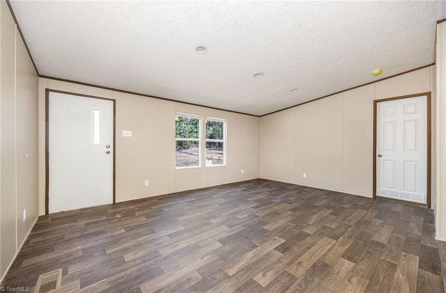 499 N County Home Road, Lexington, NC 27292