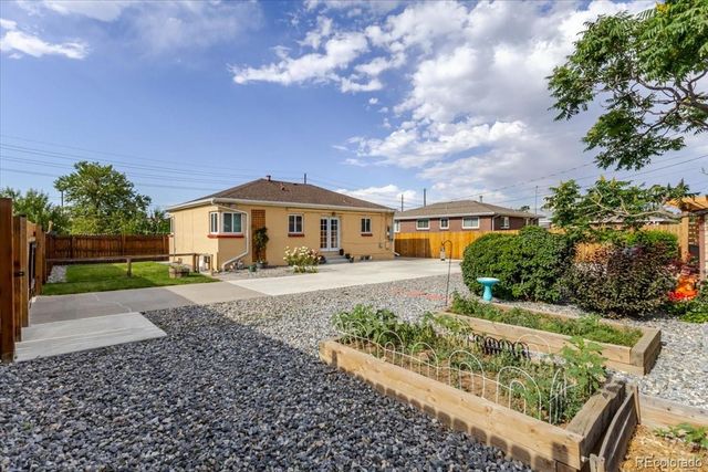 2196 W 56th Avenue, Denver, CO 80221