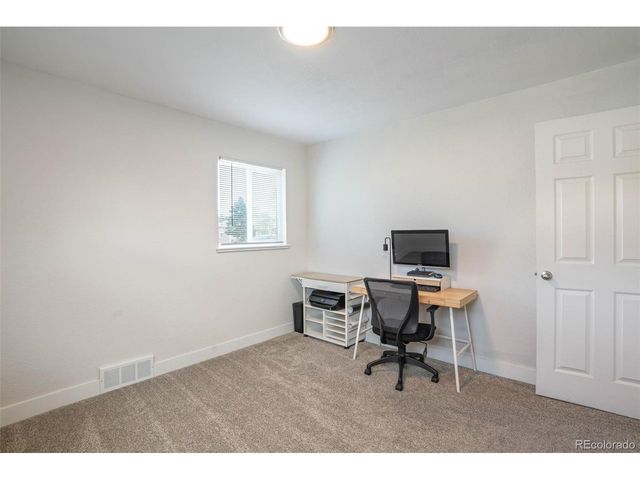 1749 Havana St, Aurora, CO 80010