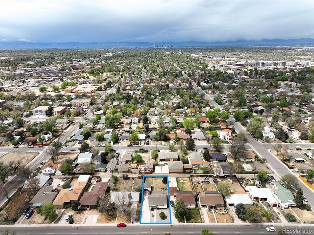 1749 Havana St, Aurora, CO 80010