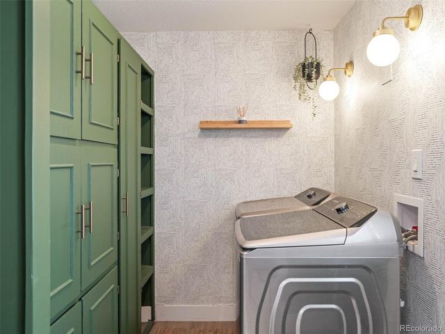 1749 Havana St, Aurora, CO 80010