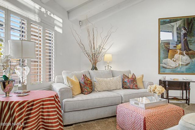 10062 N 76th Place, Scottsdale, AZ 85258