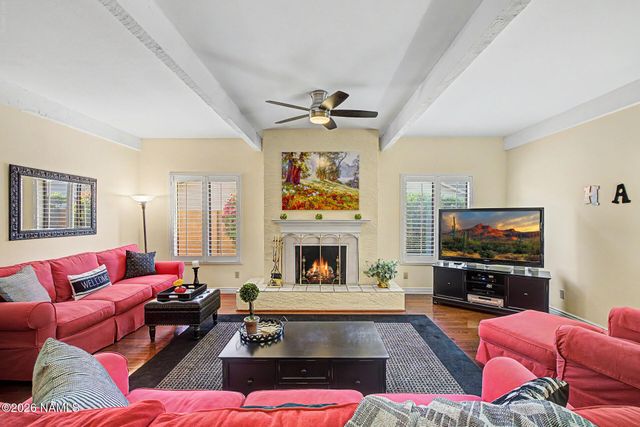 10062 N 76th Place, Scottsdale, AZ 85258