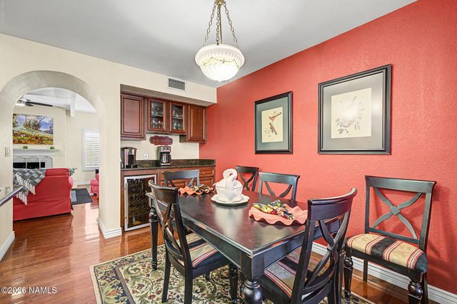 10062 N 76th Place, Scottsdale, AZ 85258