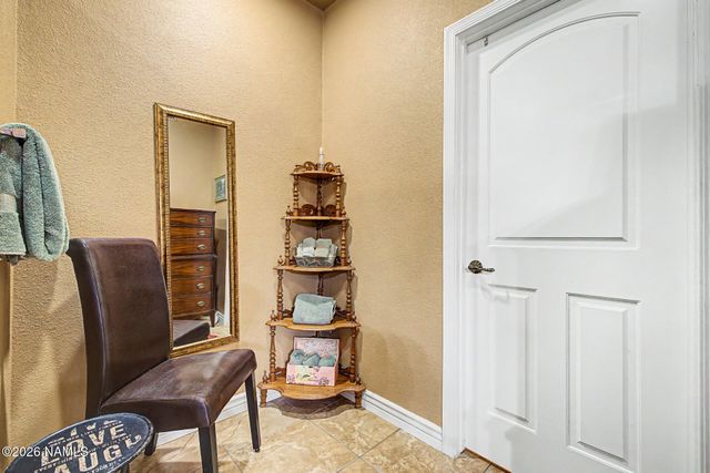 10062 N 76th Place, Scottsdale, AZ 85258