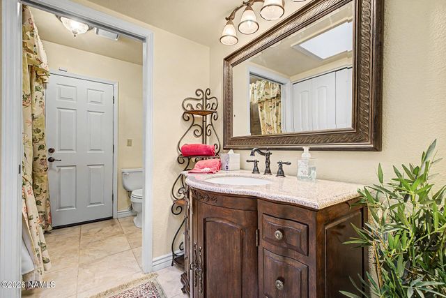 10062 N 76th Place, Scottsdale, AZ 85258