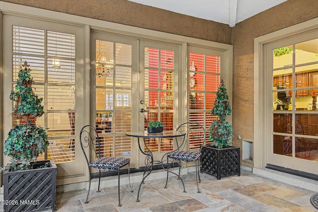 10062 N 76th Place, Scottsdale, AZ 85258