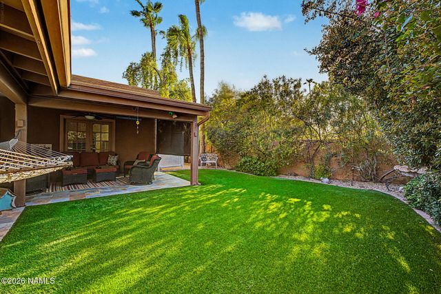 10062 N 76th Place, Scottsdale, AZ 85258