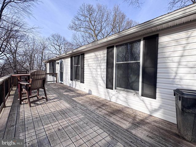 155 BALSAM LN, Bluemont, VA 20135