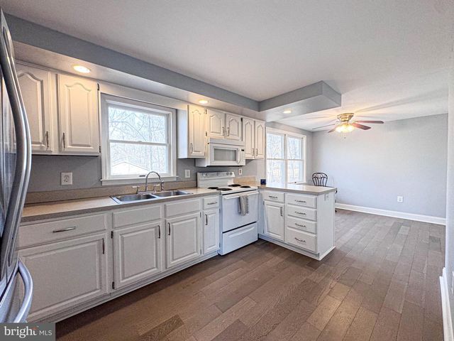 155 BALSAM LN, Bluemont, VA 20135