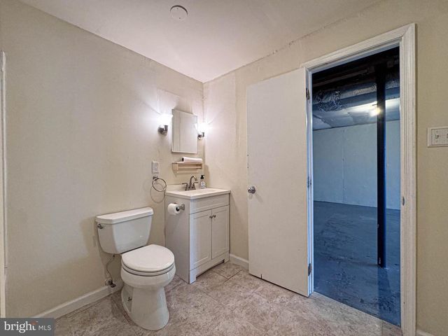 155 BALSAM LN, Bluemont, VA 20135