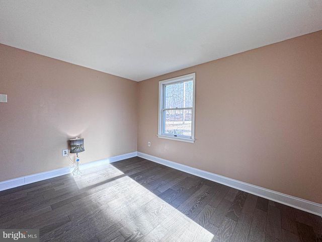 155 BALSAM LN, Bluemont, VA 20135