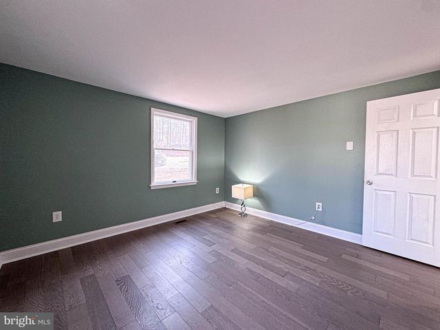 155 BALSAM LN, Bluemont, VA 20135