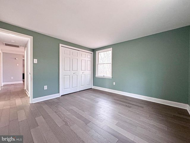 155 BALSAM LN, Bluemont, VA 20135