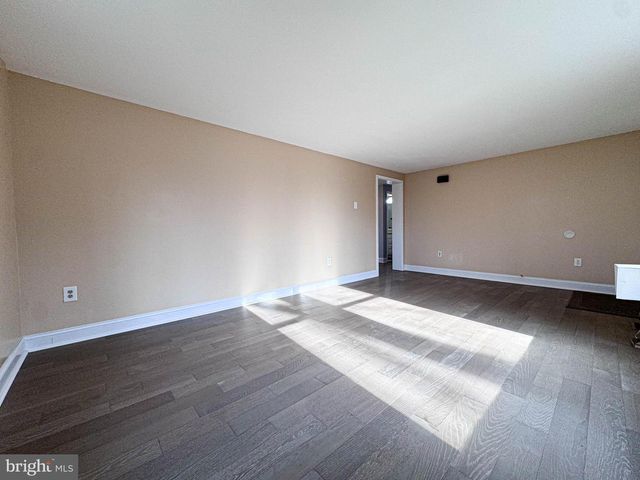 155 BALSAM LN, Bluemont, VA 20135