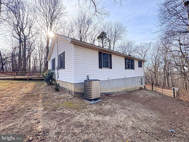 155 BALSAM LN, Bluemont, VA 20135