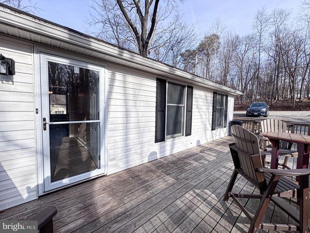 155 BALSAM LN, Bluemont, VA 20135