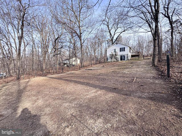 155 BALSAM LN, Bluemont, VA 20135