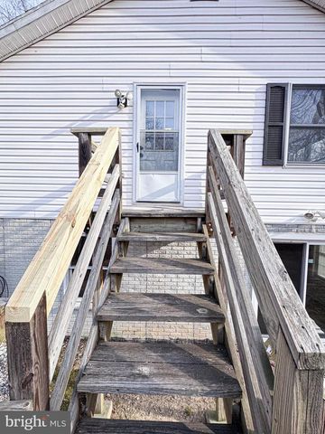 155 BALSAM LN, Bluemont, VA 20135