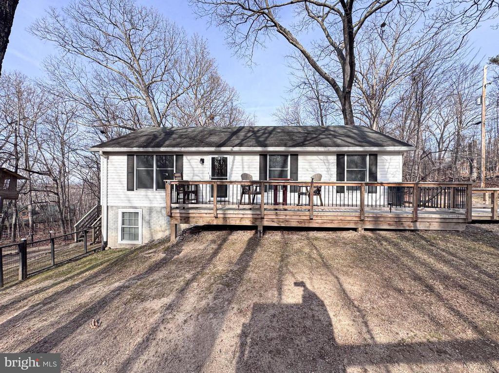 155 BALSAM LN, Bluemont, VA 20135