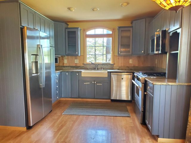 4284 NEPTUNE Drive, Erie, PA 16506