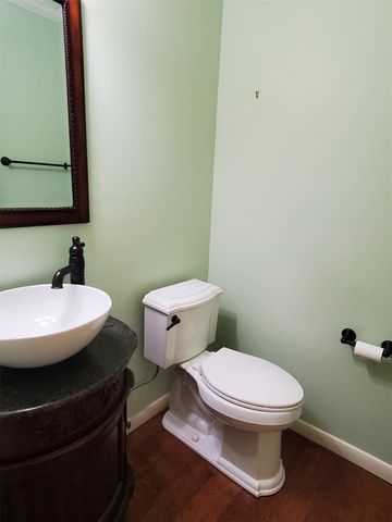 4284 NEPTUNE Drive, Erie, PA 16506