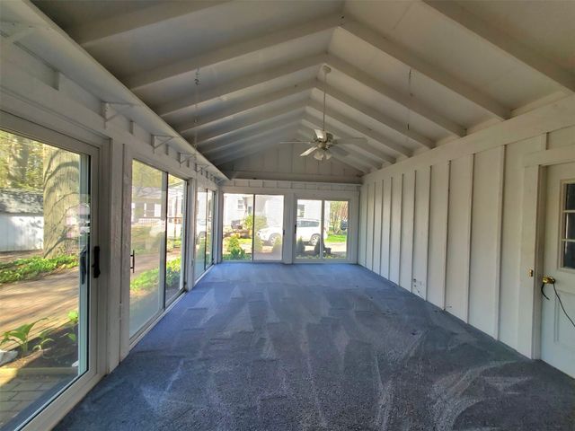 4284 NEPTUNE Drive, Erie, PA 16506