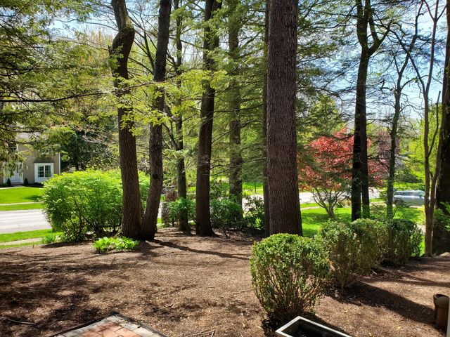 4284 NEPTUNE Drive, Erie, PA 16506