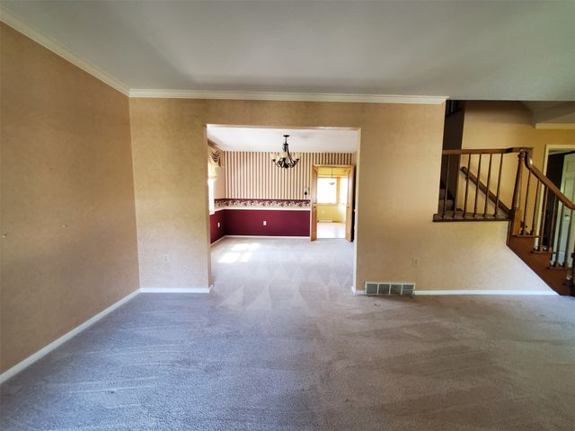 4284 NEPTUNE Drive, Erie, PA 16506
