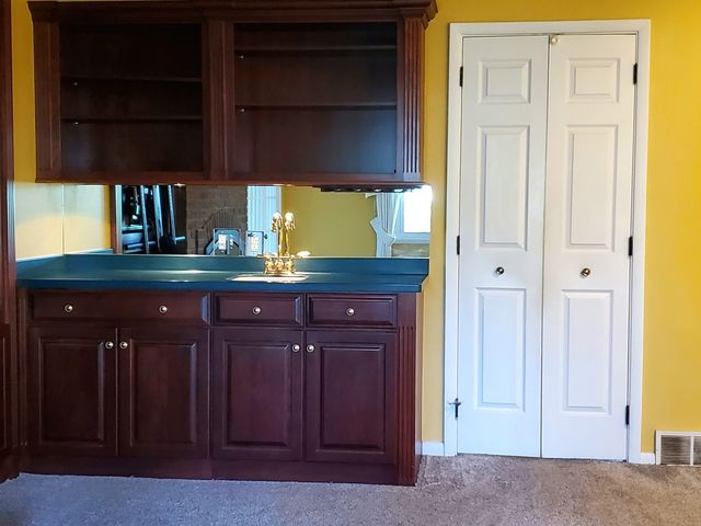 4284 NEPTUNE Drive, Erie, PA 16506