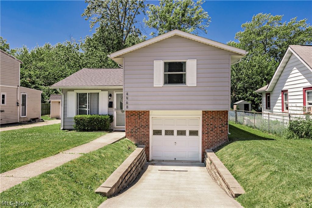 4968 Glenn Lodge Road, Mentor, OH 44060