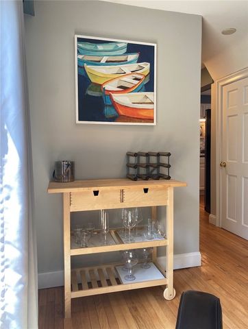 7 Bacheller St Street, Newport, RI 02840