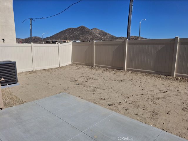 29337 Upper Creek Loop, Winchester, CA 92596