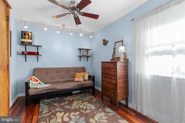 5178 NESHAMINY BLVD, Bensalem, PA 19020