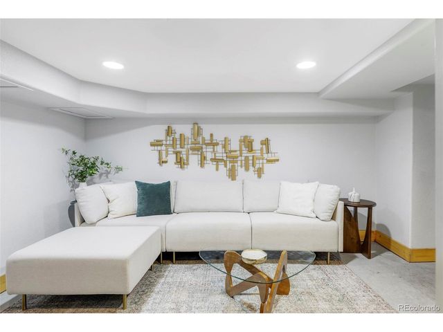 87 S Washington St 101, Denver, CO 80209